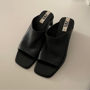 ZARA black minimalist leather mules